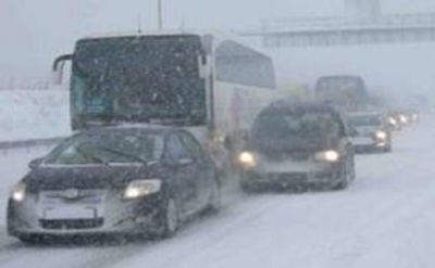 Bakı qara təslim oldu - Yenə də yollar bərbad haldadır