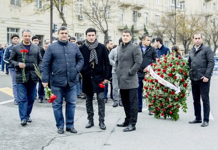  “NIKOIL | Bank-ın kollektivi Ümummilli Lider Heydər Əliyevin xatirəsini yad etdi”