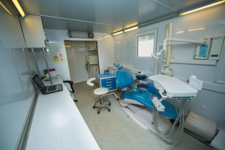 Mobil Diş Klinikası pulsuz yardımı davam etdirir Mobil Diş Klinikası pulsuz yardımı davam etdirir