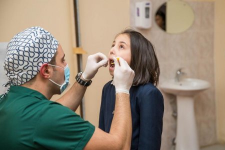Mobil Diş Klinikası pulsuz yardımı davam etdirir Mobil Diş Klinikası pulsuz yardımı davam etdirir