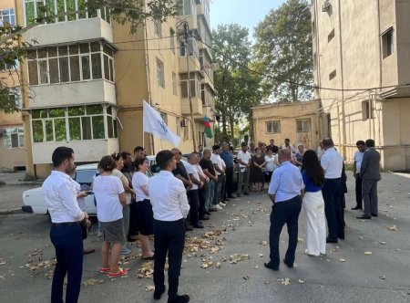 Aydın Mirzəzadə seçki kampaniyasını uğurla davam etdirir