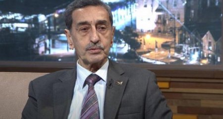 Teatr Xadimləri İttifaqının sədri lotoreya reklamına çəkilib Teatr Xadimləri İttifaqının sədri lotoreya reklamına çəkilib