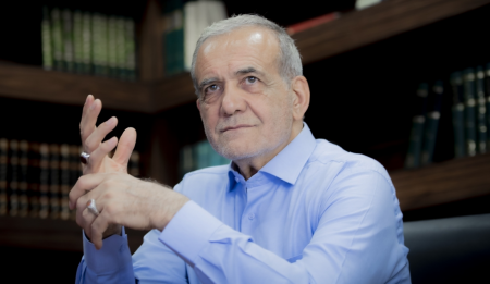 Pezeşkian: Azərbaycan və İran bir bədənin hissələridir Pezeşkian: Azərbaycan və İran bir bədənin hissələridir