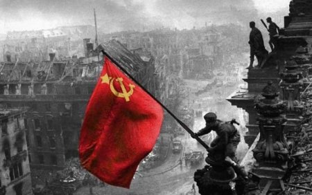Rusiya niyə qələbəni özününküləşdirir? Rusiya niyə qələbəni özününküləşdirir?