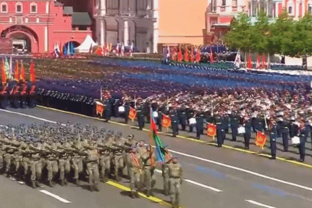 Azərbaycan hərbçiləri Moskvada Qələbə paradında keçid edib Azərbaycan hərbçiləri Moskvada Qələbə paradında keçid edib
